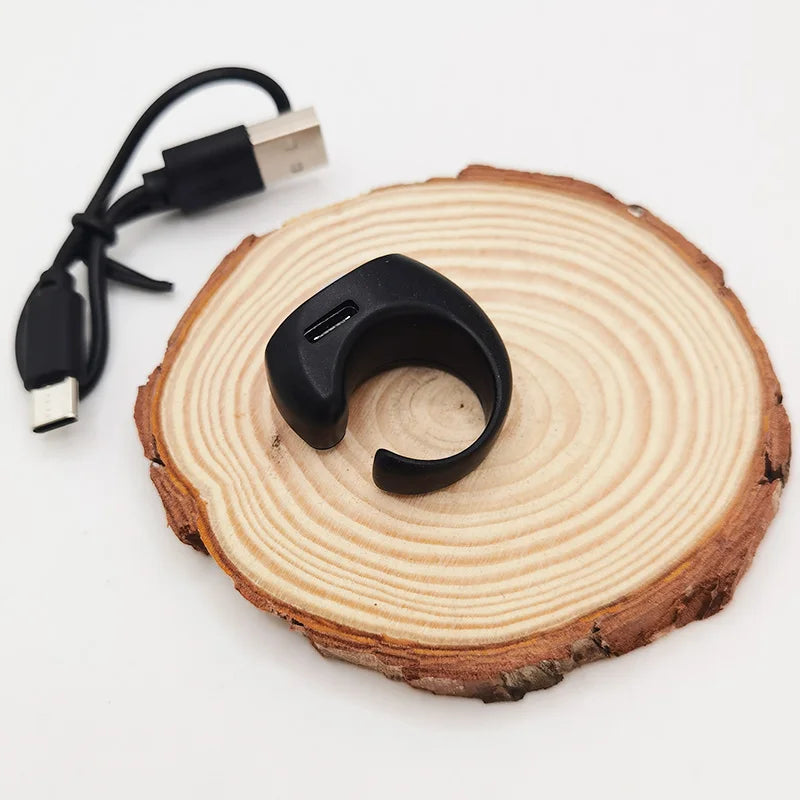 2025 Bluetooth Tiktok Remote Control Ring Gadget Flipping Selfie Fingertip Controller Give Likes 4 Buttons 10m for IPhone Xiaomi